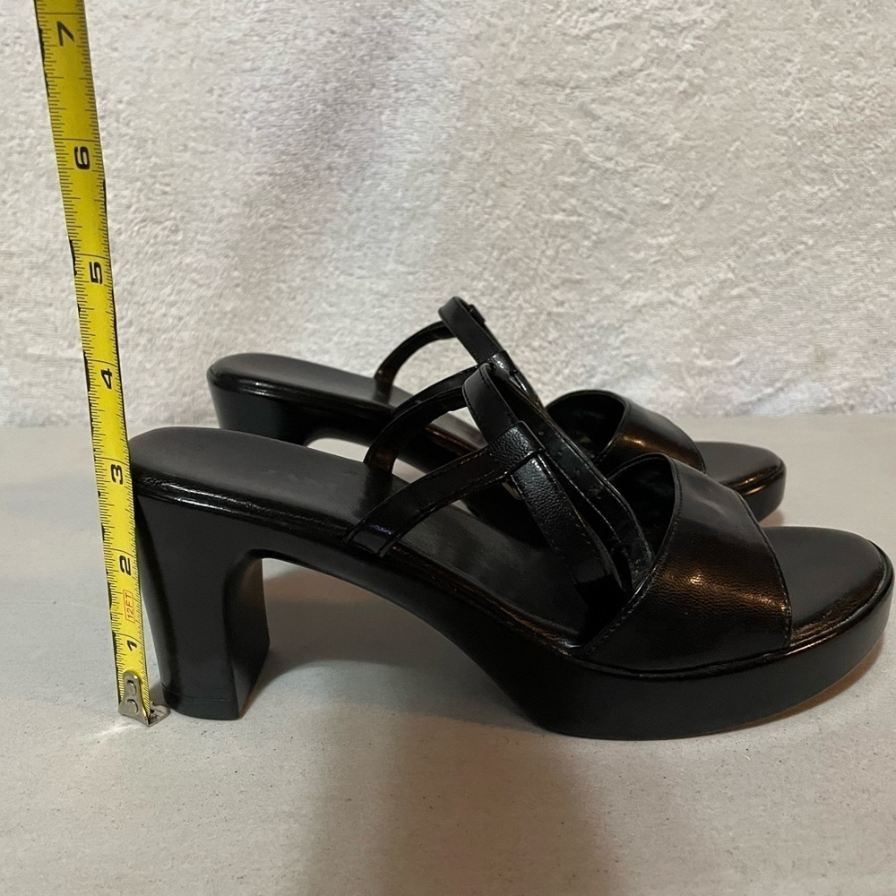 Black Ankle Strap Heels Size 5-6M - Picture 4 of 5